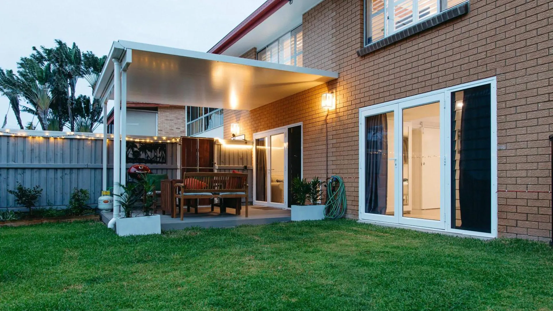 Apartamento Moffat Beach Coastal Contemporary Unit B Caloundra